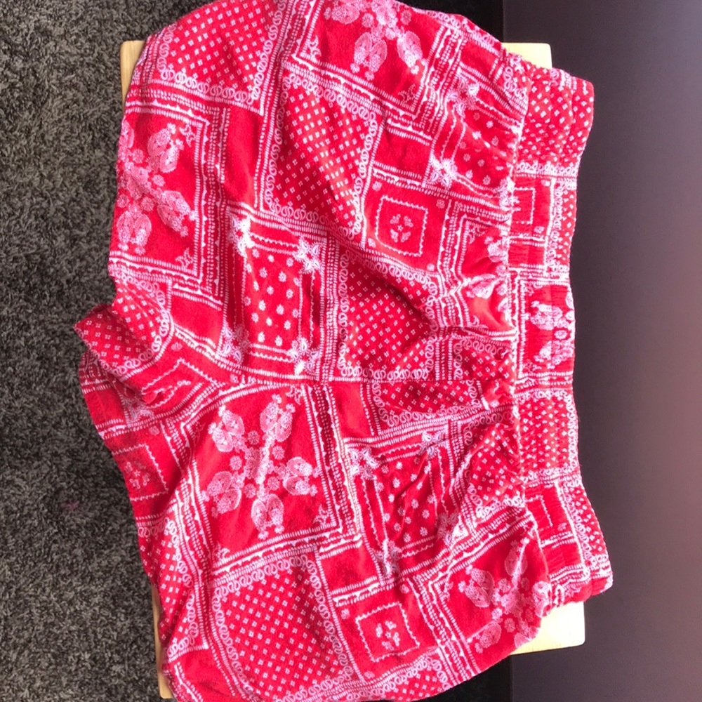 Mossimo Shorts - Picture 2 of 3
